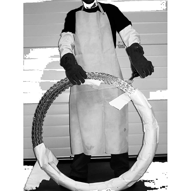 PROTECTOR ARM FOR RAZOR WIRE INSTALLATION